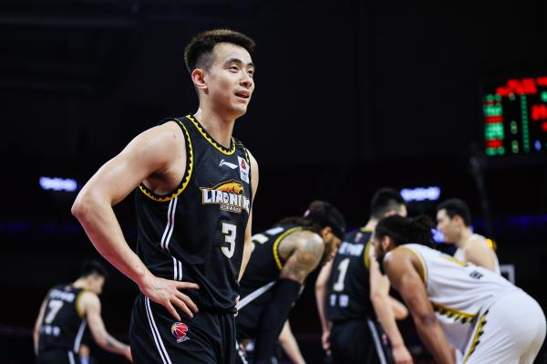 总冠军近在咫尺!辽宁队6人得分上双,总比分3-0广厦 总冠军近在咫尺!辽宁队6人得分上双,总比分3-0广厦