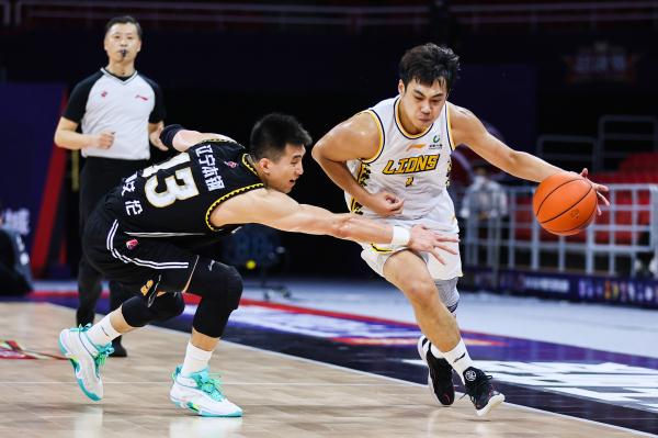 总冠军近在咫尺!辽宁队6人得分上双,总比分3-0广厦 总冠军近在咫尺!辽宁队6人得分上双,总比分3-0广厦