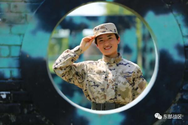 武警女兵的新训初体验