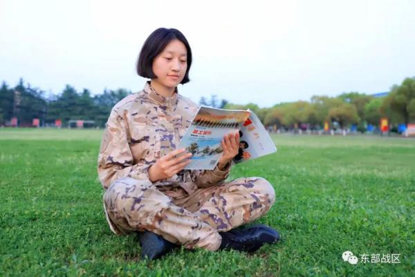 武警女兵的新训初体验