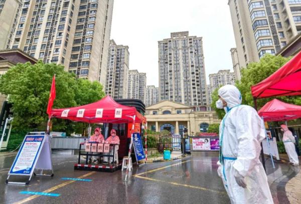 合肥蜀山：风雨中坚守，待云开“疫”散
