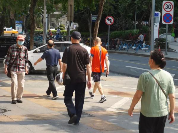 高温+强对流持续“营业”!3号台风或将生成,福建紧急发布 高温+强对流持续“营业”!3号台风或将生成,福建紧急发布