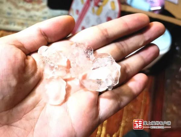 实在太大了!很多福州人半夜被惊醒!已有学校停课! 实在太大了!很多福州人半夜被惊醒!已有学校停课!