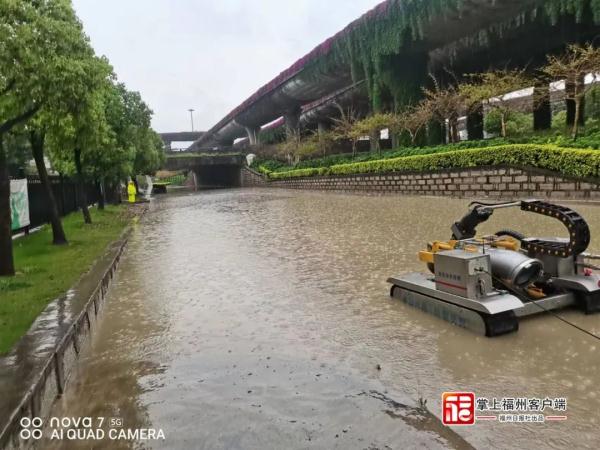 实在太大了!很多福州人半夜被惊醒!已有学校停课! 实在太大了!很多福州人半夜被惊醒!已有学校停课!
