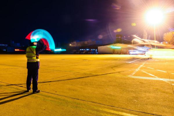 夜航训练：星光铁翼 抒写暗夜传奇