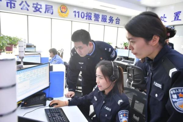 “保持通话”66分钟成功救回轻生者