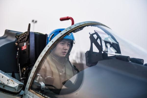 夜航训练：星光铁翼 抒写暗夜传奇