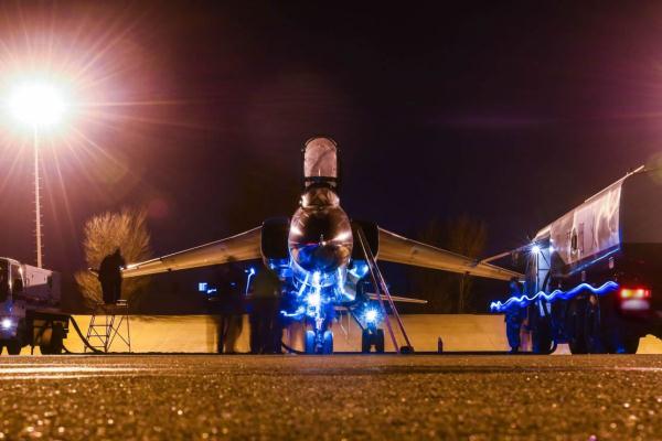 夜航训练：星光铁翼 抒写暗夜传奇