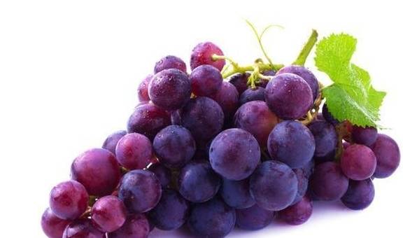高尿酸不用慌，多吃这3种水果、多喝这3种水，稳定尿酸远离痛风
