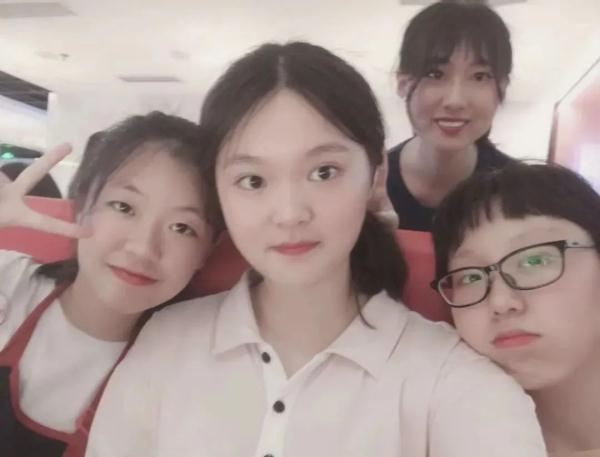 这是可以说的吗？这些寝室含“研”量100%！