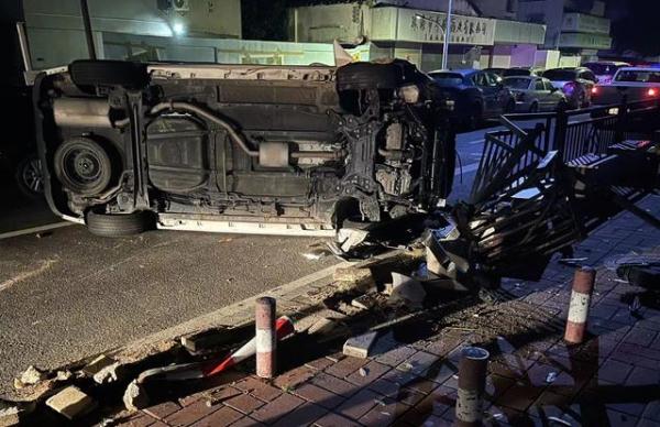 明明叫了代驾,小车却因酒驾侧翻,男子带着朋友逃生还要坐牢! 明明叫了代驾,小车却因酒驾侧翻,男子带着朋友逃生还要坐牢!