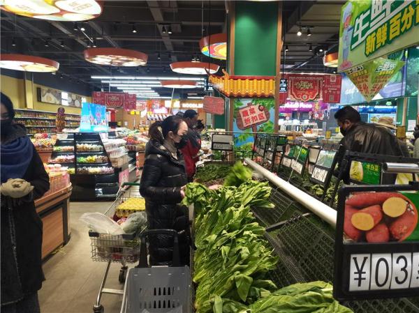 拉萨市“五一”假期市场货丰价稳 供应充足