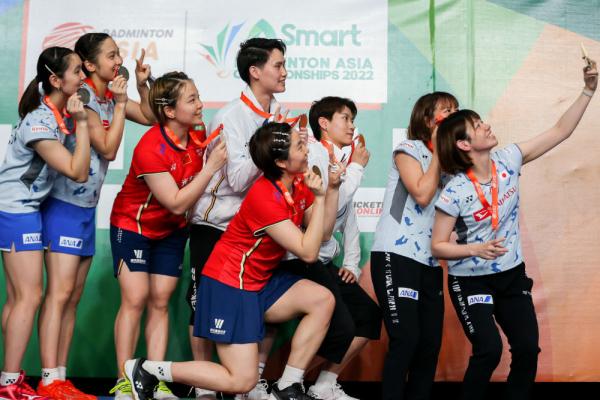 羽毛球|亚锦赛:陈清晨/贾一凡女双夺冠 羽毛球|亚锦赛:陈清晨/贾一凡女双夺冠