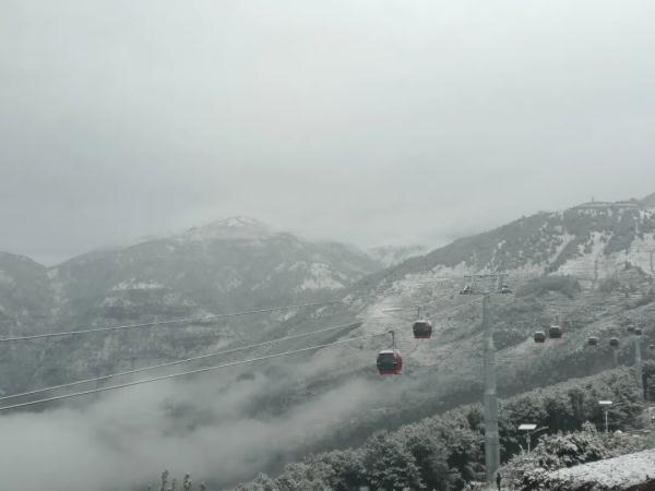 云南昆明、曲靖、昭通、楚雄等地降雪了！未来24小时天气为……