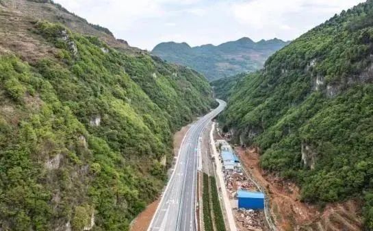 捷报频传!云南部分公路重点工程取得重要进展 捷报频传!云南部分公路重点工程取得重要进展