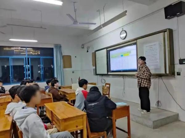 他们,把青春过成了歌! 他们,把青春过成了歌!