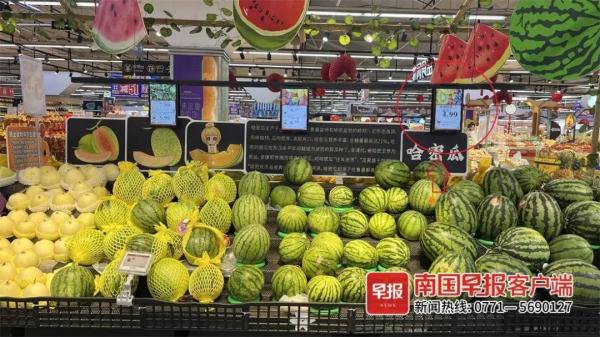 西瓜等水果价格上涨，南宁人直呼吃不起！降价要等到……