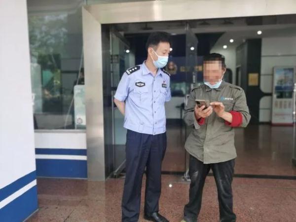 懵了!深夜,杭州街头出现一庞然大物...... 懵了!深夜,杭州街头出现一庞然大物......