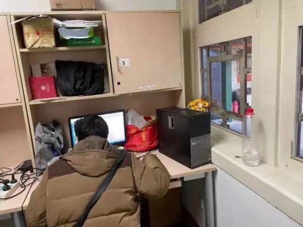 “北大学神”帮博士团队“秒破”难题？院长：不清楚，但很正常