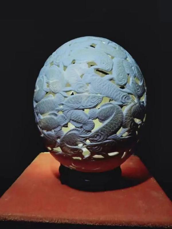 惊叹！一枚小小的蛋壳可以承载日月山川