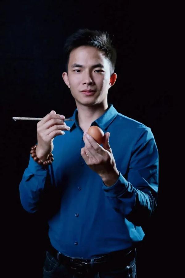 惊叹！一枚小小的蛋壳可以承载日月山川