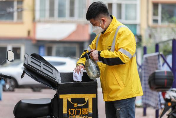 奶茶、麻辣烫、小烧烤……骑手大量复工！ “外卖生活”回来了