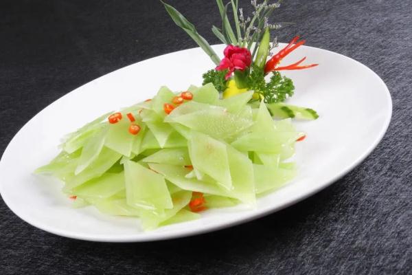 它是五月的"千金菜",现在吃这菜正当时,不炒不炖,拌一拌就好吃 它是五月的"千金菜",现在吃这菜正当时,不炒不炖,拌一拌就好吃