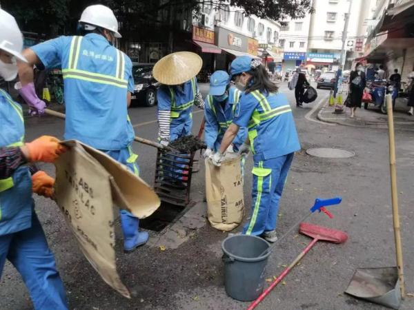 注意！多景区因暴雨临时关闭