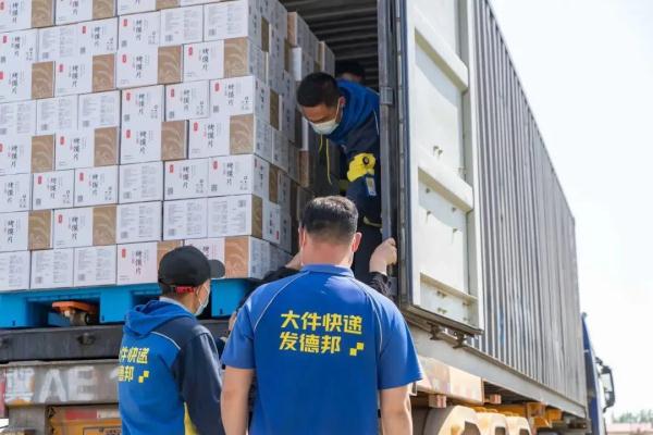 部分市民已经收到！上海快递散件派送正在恢复