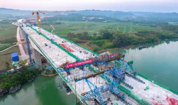 这条高速公路实现全线贯通！以后，从南宁开车去宾阳只要……
