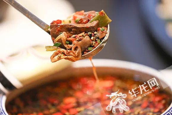 “重庆人最爱吃肉”上热搜  猪肉“霸主地位”为何无可撼动？