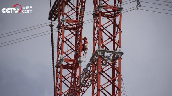 多图直击!数说这场高原高寒地区抗震救灾演习 多图直击!数说这场高原高寒地区抗震救灾演习