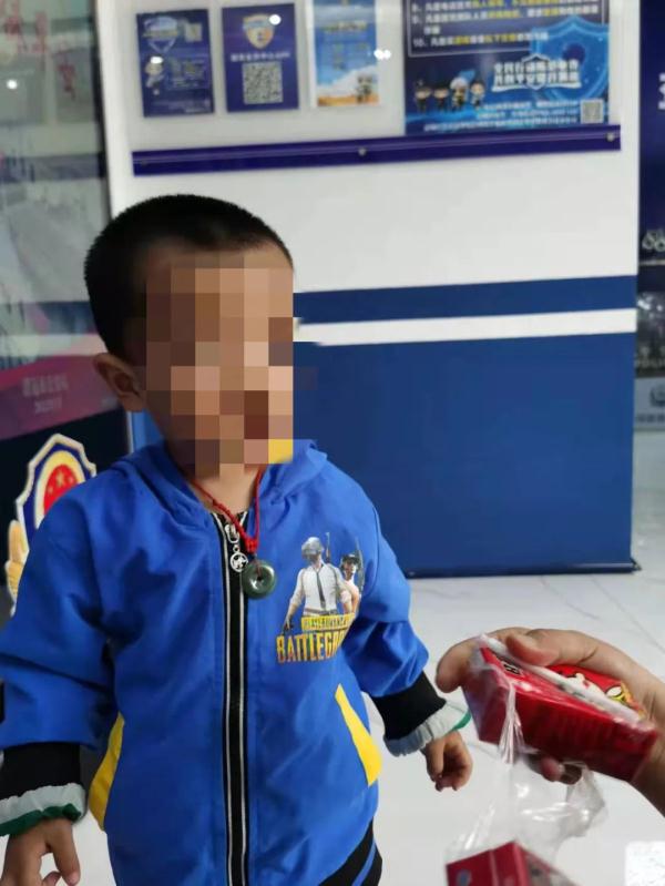 突发!清远一女子跳河轻生,原因竟是...... 突发!清远一女子跳河轻生,原因竟是......