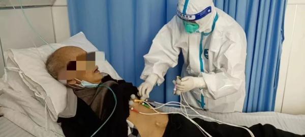 这位83岁老奶奶,在医院里过了38个年 这位83岁老奶奶,在医院里过了38个年