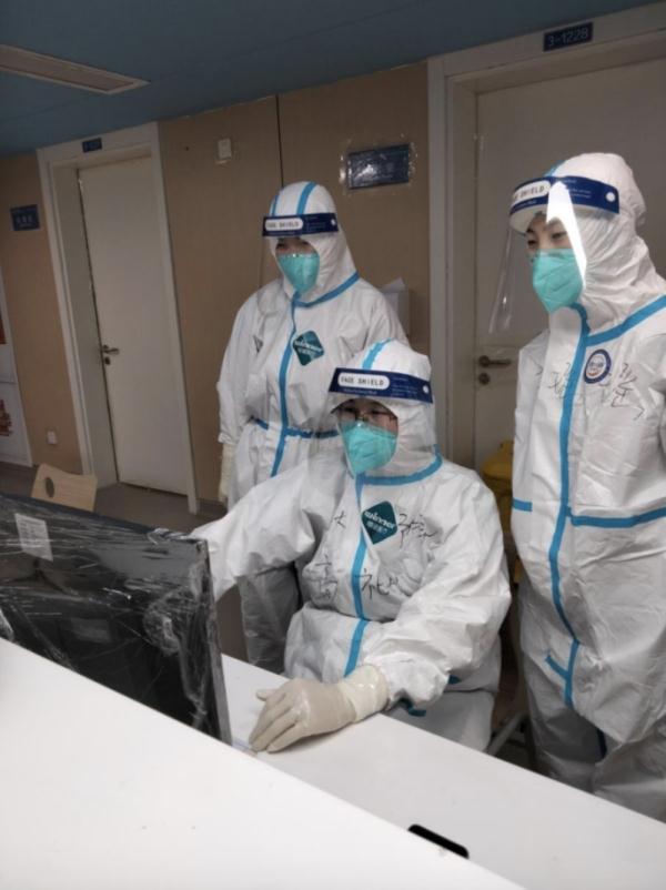 这位83岁老奶奶,在医院里过了38个年 这位83岁老奶奶,在医院里过了38个年