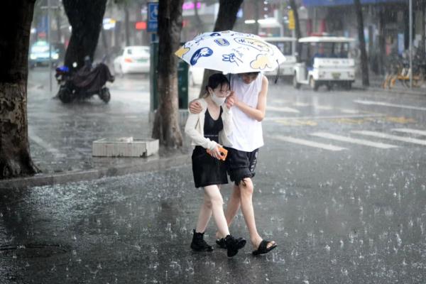 为何今天雨还这么大？暴雨过后，这些事一定要警惕！