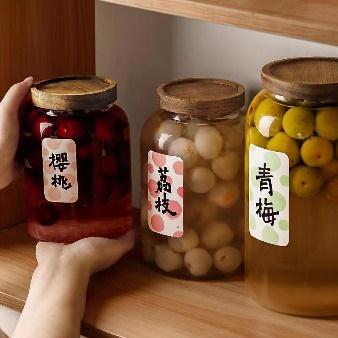 “微醺族”消费新趋势：泡吧改泡酒 一瓶装所有