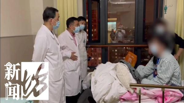 世界首例“双肝移植”!沪250斤“大块头”换上别人不要的肝... 世界首例“双肝移植”!沪250斤“大块头”换上别人不要的肝...