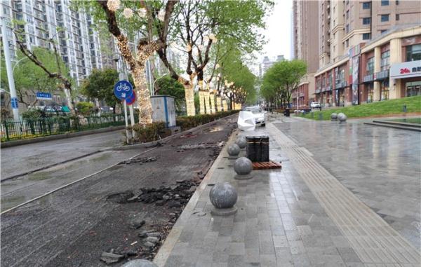 与盲人争道,于心何忍? 与盲人争道,于心何忍?