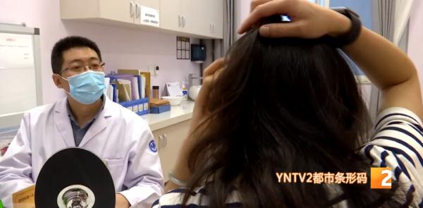 经常拔白发会越来越秃?医生回答:真的! 经常拔白发会越来越秃?医生回答:真的!