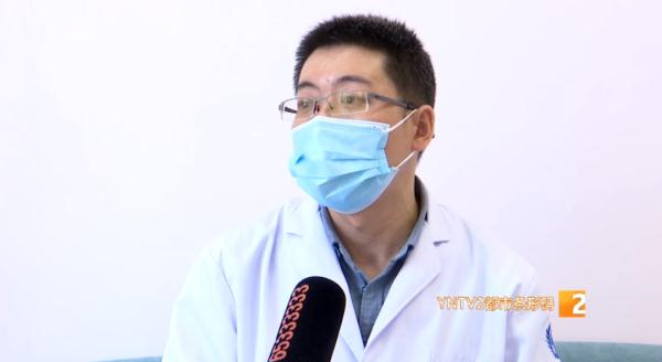 经常拔白发会越来越秃?医生回答:真的! 经常拔白发会越来越秃?医生回答:真的!