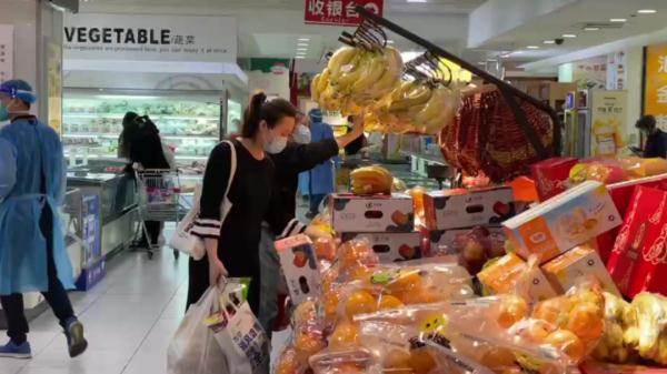 上海超市卖场等线下营业：有市民体验到“边逛边买的快乐”