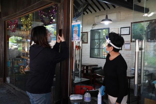 上海超市卖场等线下营业：有市民体验到“边逛边买的快乐”