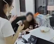 小区居民吃泡面居委吃瑞士卷？明知猪肉变质仍继续销售？官方通报来了