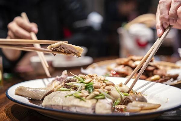 吃饭时有这个习惯，4大好处不请自来！