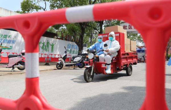 沪郊,一个城中村的战疫“马拉松” 沪郊,一个城中村的战疫“马拉松”