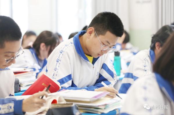 温暖而别样！太原高三学子备战2022年高考