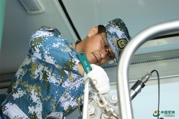 猎鹰战巡海天 猎鹰战巡海天