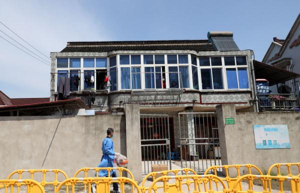 沪郊,一个城中村的战疫“马拉松” 沪郊,一个城中村的战疫“马拉松”