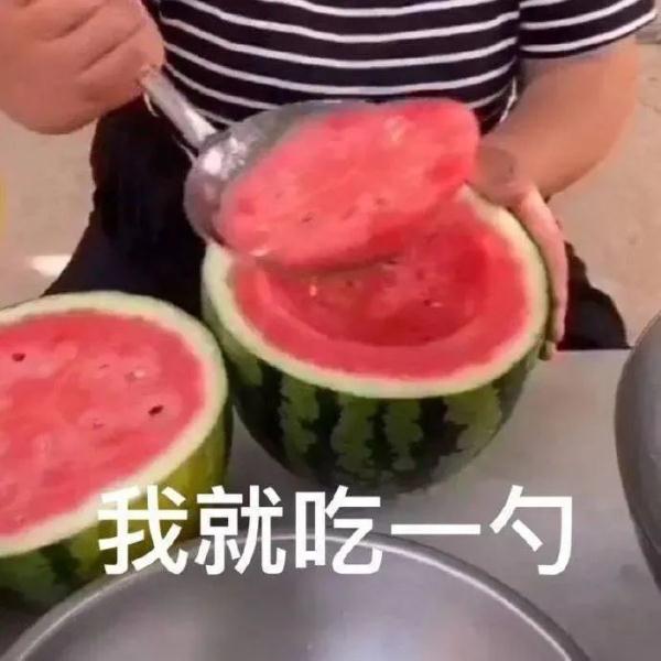 恋爱时转账几十万，男子分手后要女友还钱：超100元都是借的！